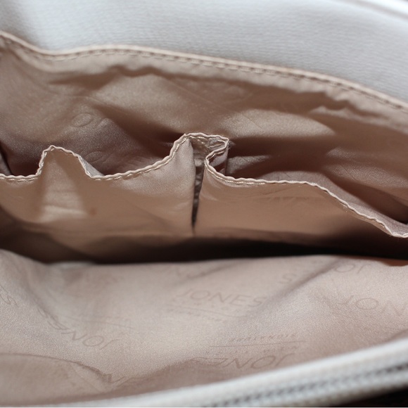 Purse - Picture 5 of 7